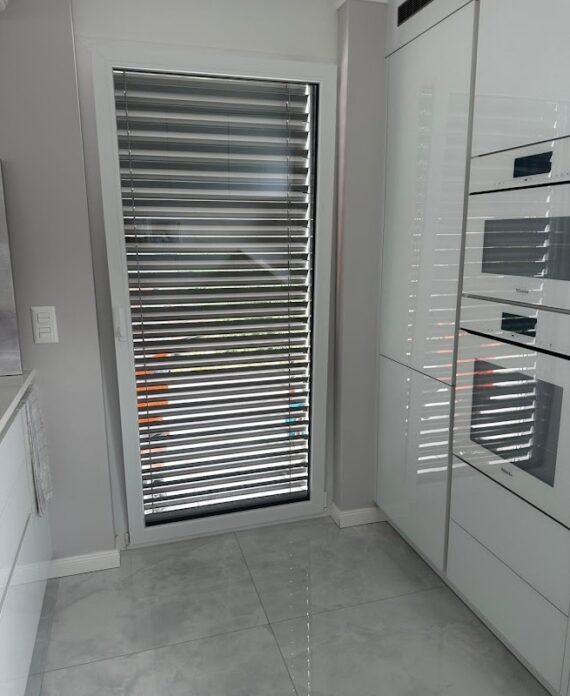 4965d65d-4b9e-435b-9119-caaf90d20ad4-663x800